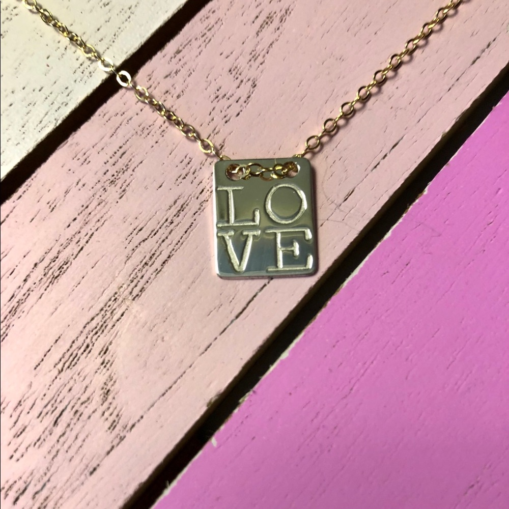 💕HP💕 NWT, Miriam Merenfeld Love Nexklace